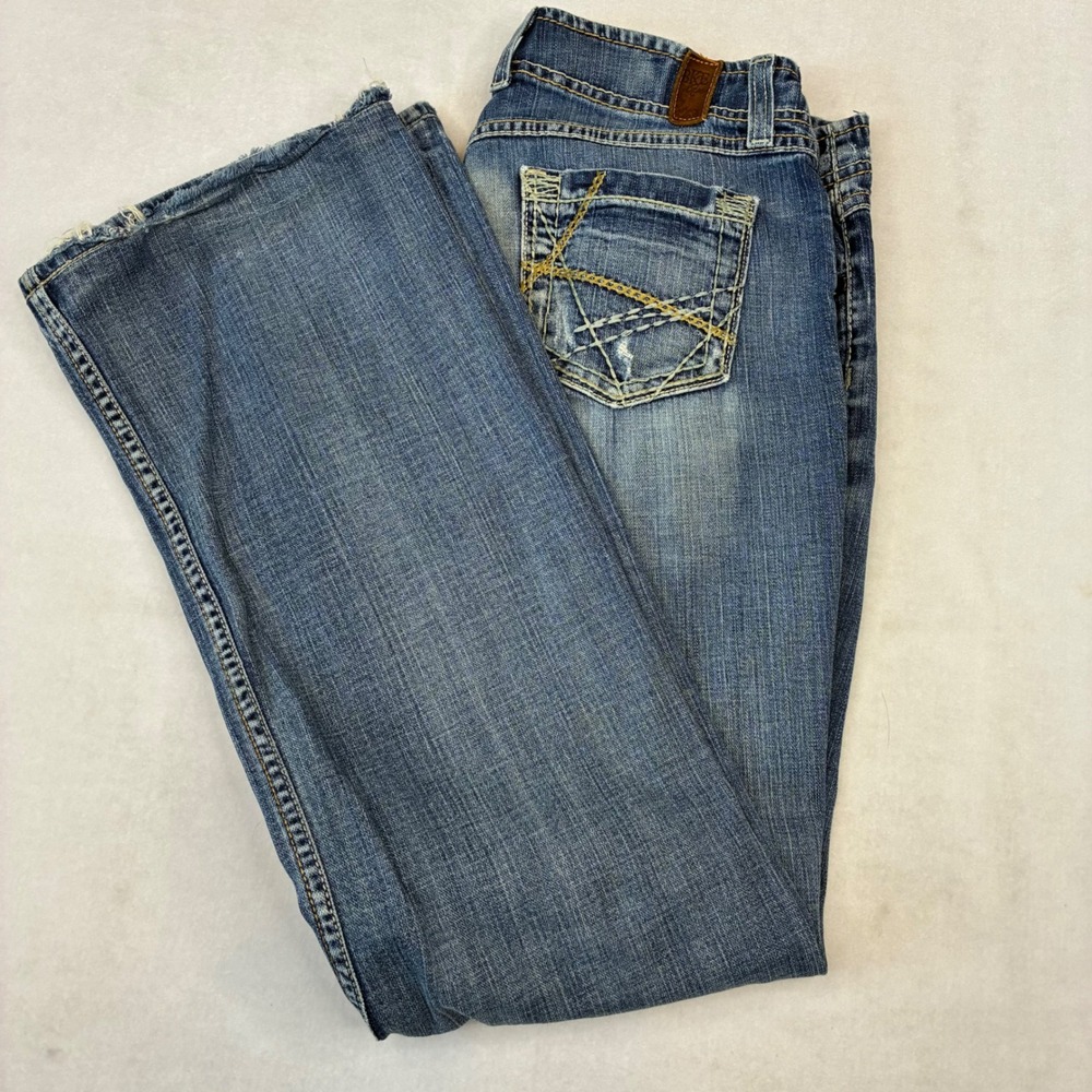BKE‎ Wendi Jeans Womens 34 Blue Bootcut Medium Wash Distressed Denim Pants